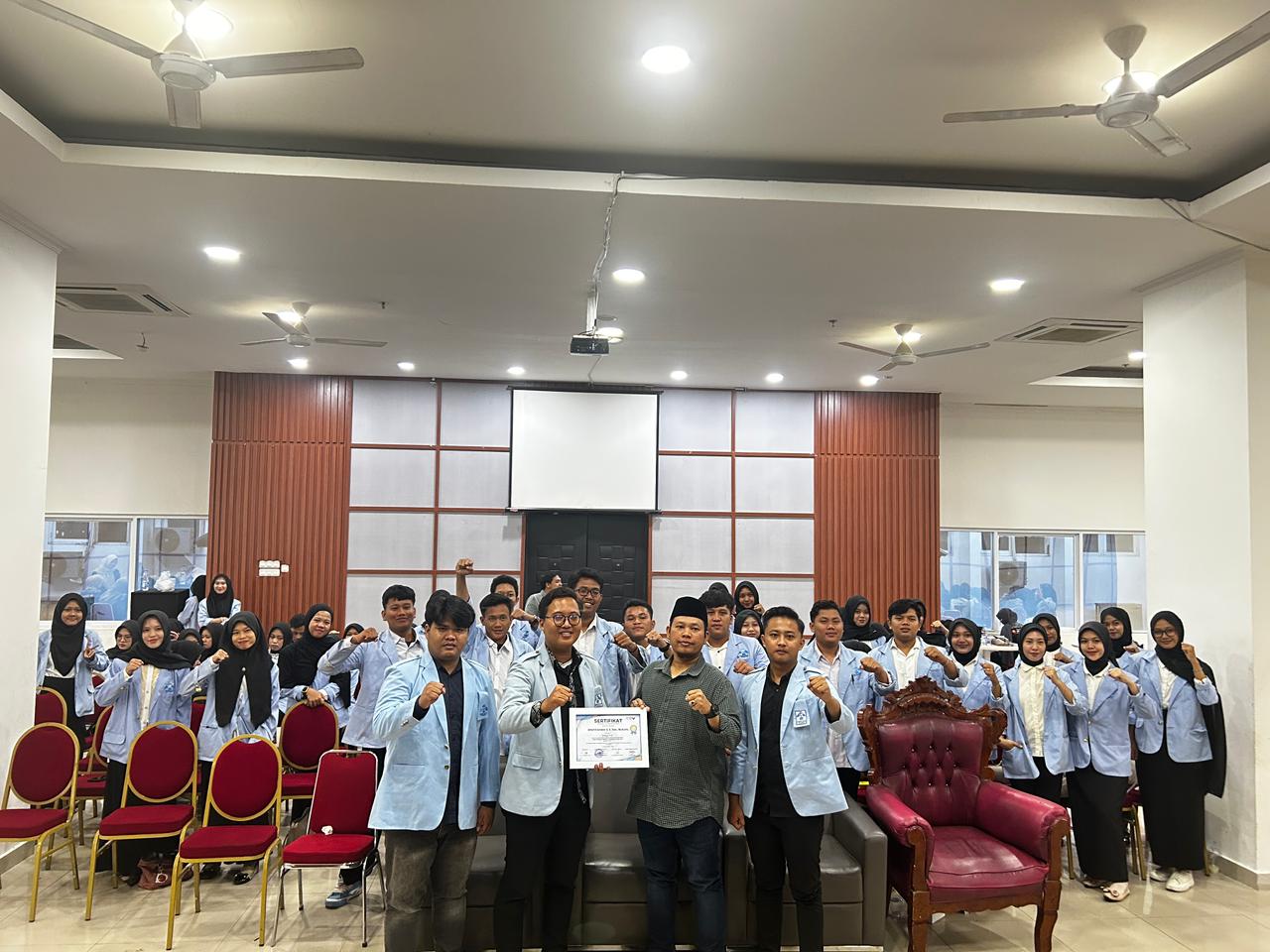 Foto Bersama Peserta PKMTD DEMA Tarbiyah