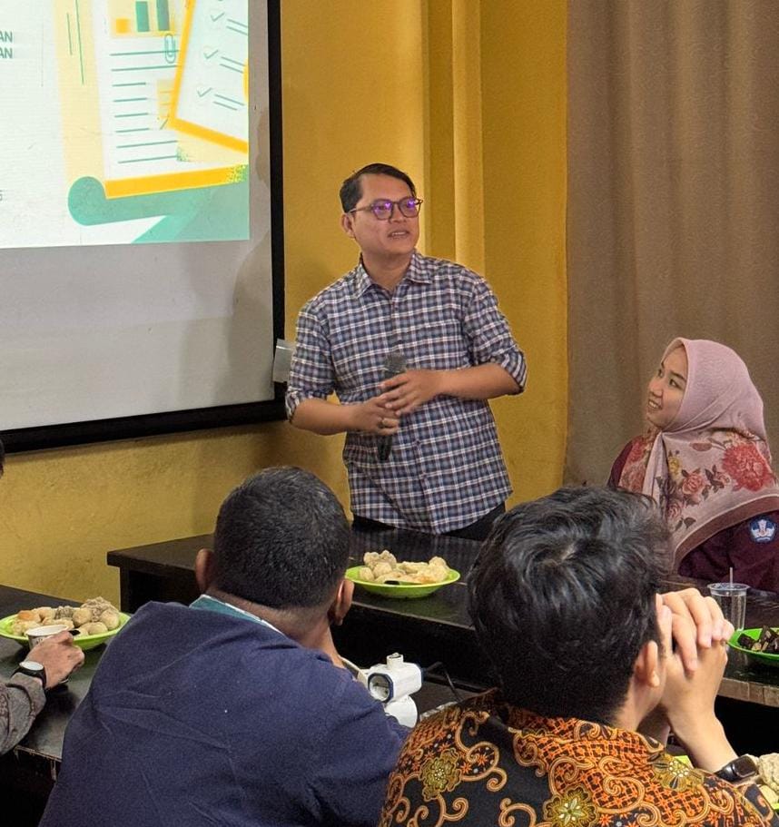 Muslim, Koordinator Divisi (Kordiv) Pencegahan Parmas dan Humas Bawaslu Kota Palembang