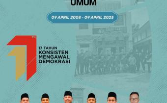 Jajaran Pimpinan dan Koordinator Sekretariat Bawaslu Kota Palembang dalam rangka memperingati Hari Ulang Tahun ke-17 Bawaslu Republik Indonesia, dengan tema “17 Tahun Konsisten Mengawal Demokrasi”, Selasa (9/4/2025).