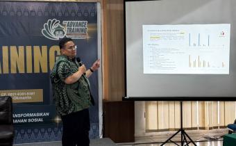 Ketua Bawaslu RI, Rahmat Bagja, saat menyampaikan materi dalam Forum Latihan Kader III HMI Sumbagsel di Jakabaring Sport City, Palembang, pada Selasa, 8 Juli 2024.