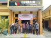 Pimpinan Bawaslu Kota Palembang bersama tim penilai Komisi Informasi Provinsi Sumatera Selatan seusai visitasi E-Monev Keterbukaan Informasi Publik 2026. Visitasi digelar di Sekretariat Bawaslu Kota Palembang, Senin (19/10/2026).